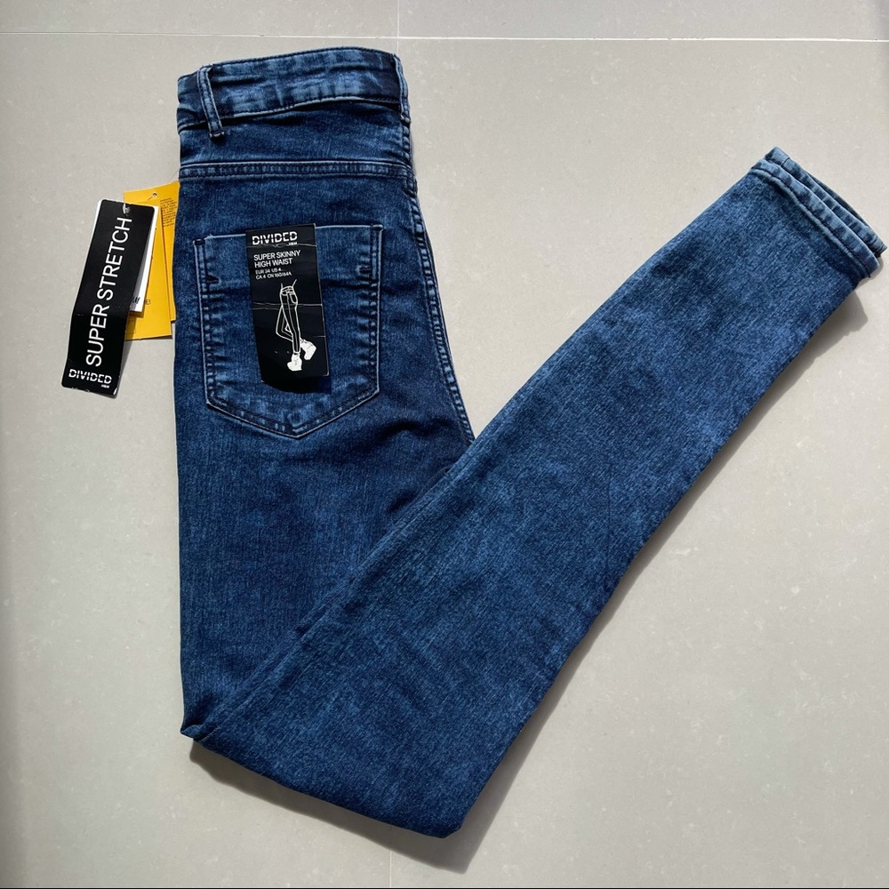 NWT Divided H&M Super Stretch Jeans